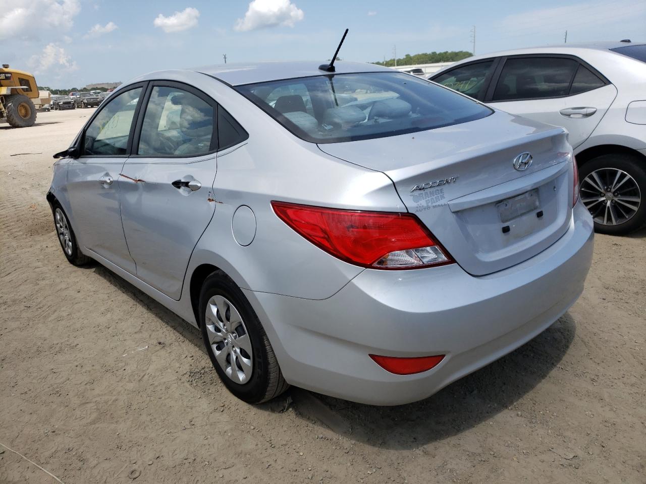 Photo 3 from auction – 2017 HYUNDAI ACCENT SE with VIN KMHCT4AE9HU174462