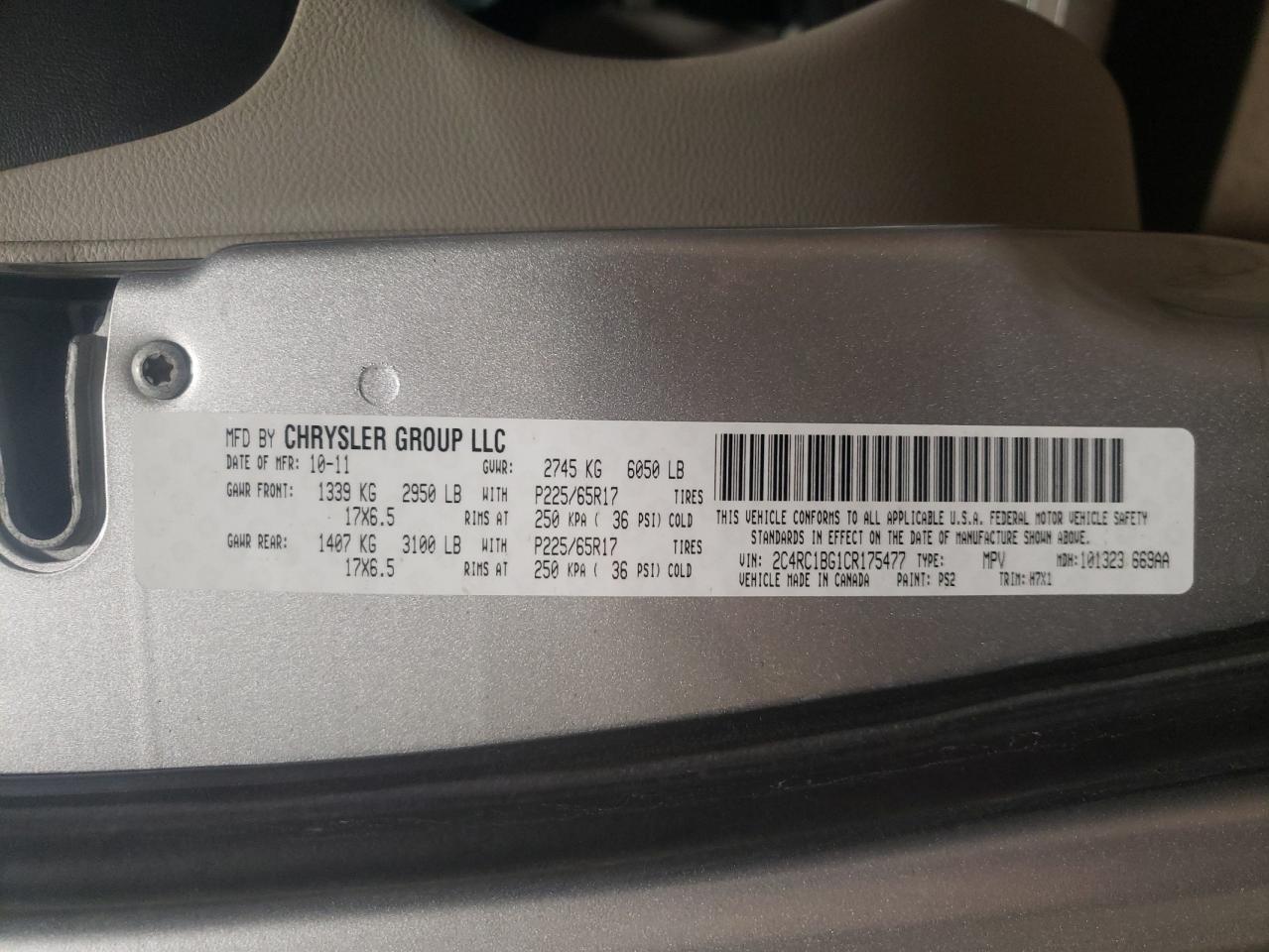 Photo 10 from auction – 2012 CHRYSLER TOWN & COU with VIN 2C4RC1BG1CR175477