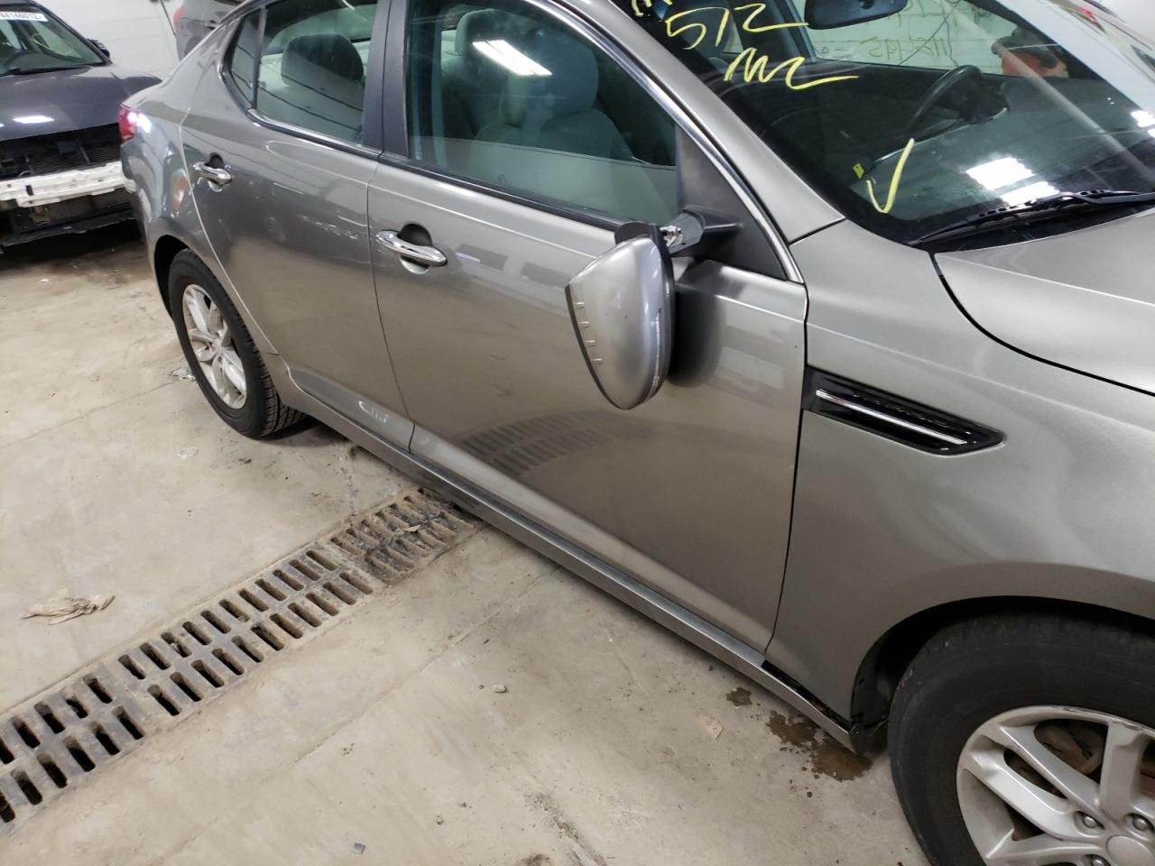 Photo 9 from auction – 2013 KIA OPTIMA LX with VIN 5XXGM4A77DG201517
