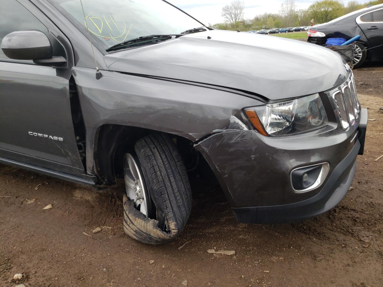 Photo 9 from auction – 2017 JEEP COMPASS LA with VIN 1C4NJDEB5HD109207