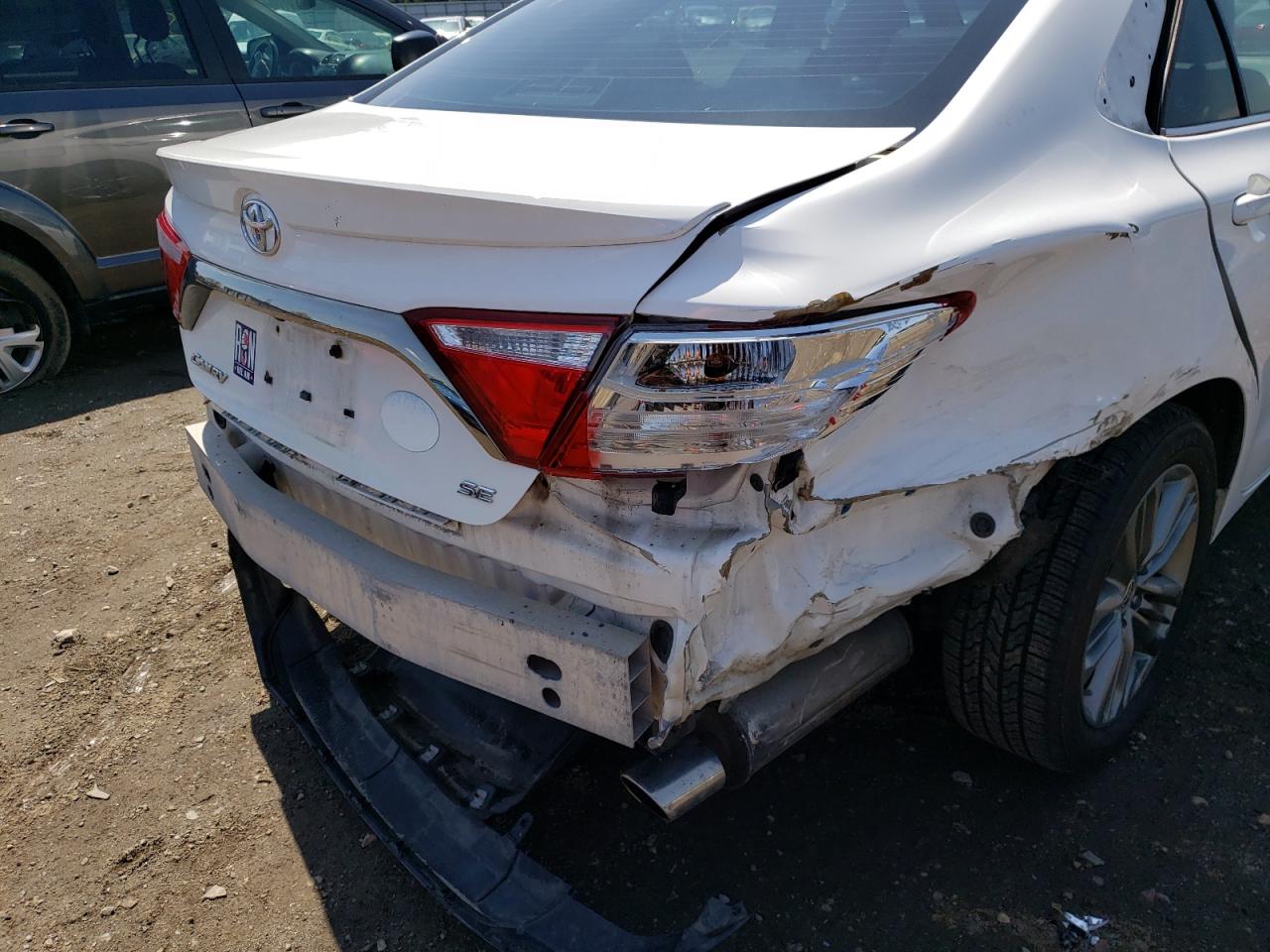 Photo 9 from auction – 2015 TOYOTA CAMRY LE with VIN 4T1BF1FK4FU004183