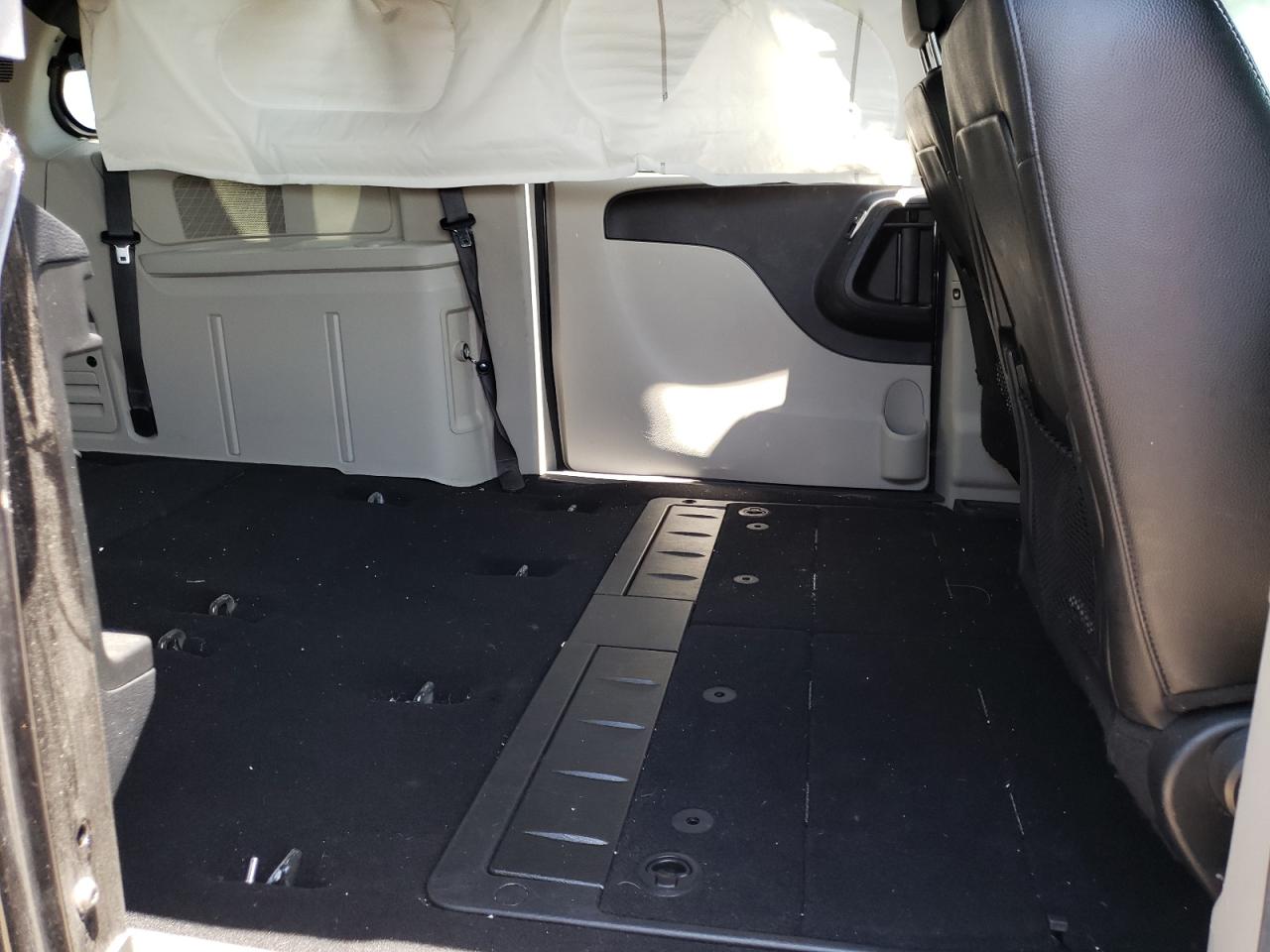 Photo 6 from auction – 2019 DODGE GRAND CARA with VIN 2C4RDGCG8KR726050