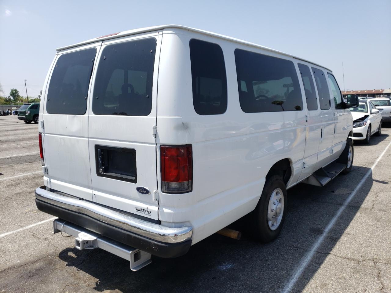 Photo 4 from auction – 2003 FORD ECONOLINE with VIN 1FDNS24L83HA60156