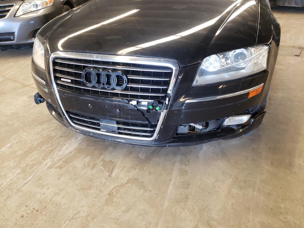 Photo 9 from auction – 2010 AUDI A8 QUATTRO with VIN WAURVAFA9AN007318