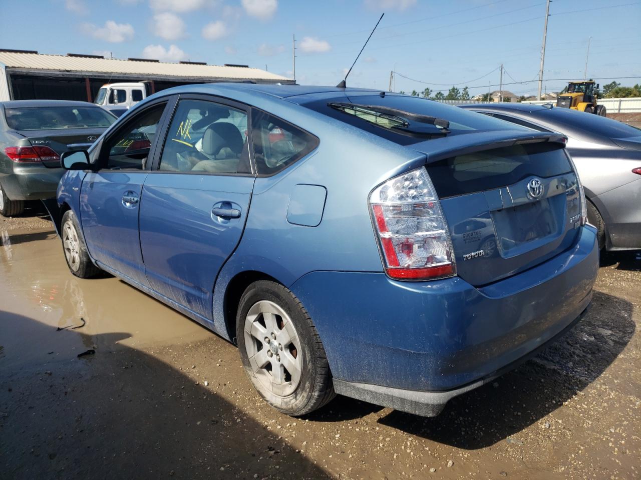 Photo 3 from auction – 2007 TOYOTA PRIUS with VIN JTDKB20U077623444
