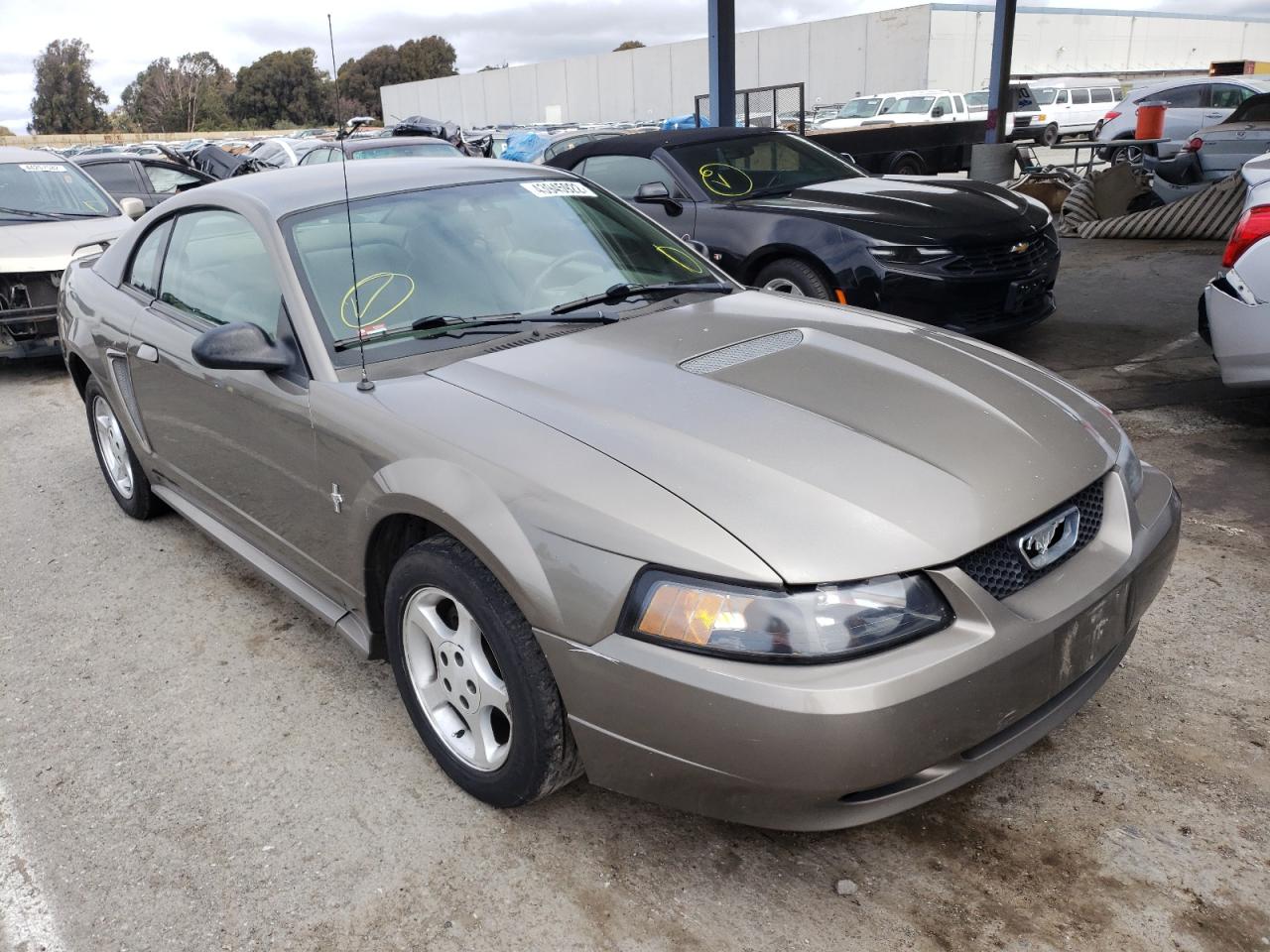 FORD MUSTANG 2002 z numerem VIN 1FAFP40432F152666 - Zdjęcie z aukcji