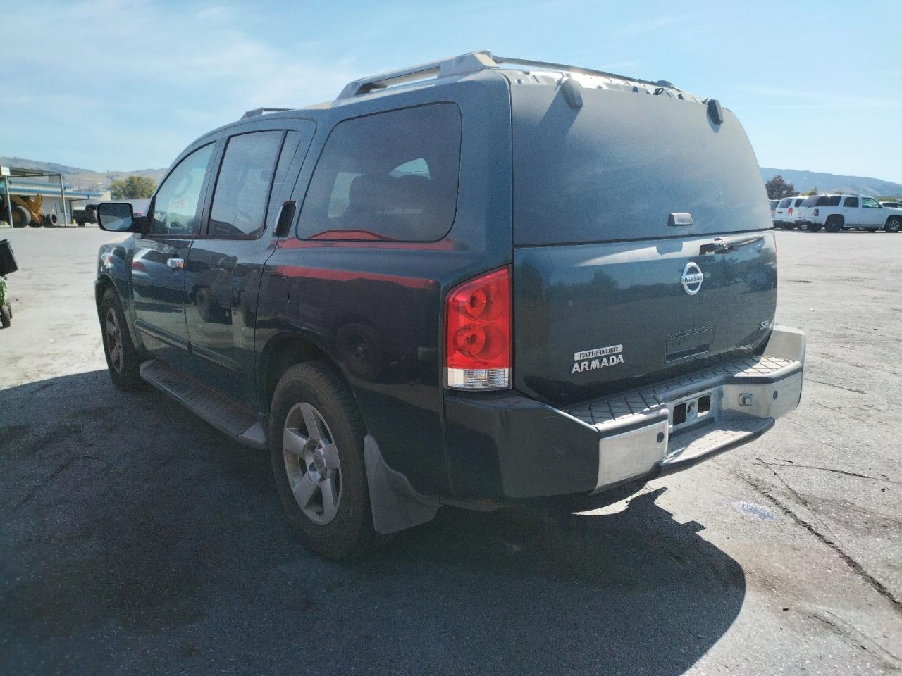 Photo 3 from auction – 2004 NISSAN ARMADA SE with VIN 5N1AA08A94N712655