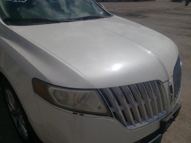 Photo 9 from auction – 2012 LINCOLN MKT with VIN 2LMHJ5AT0CBL55078