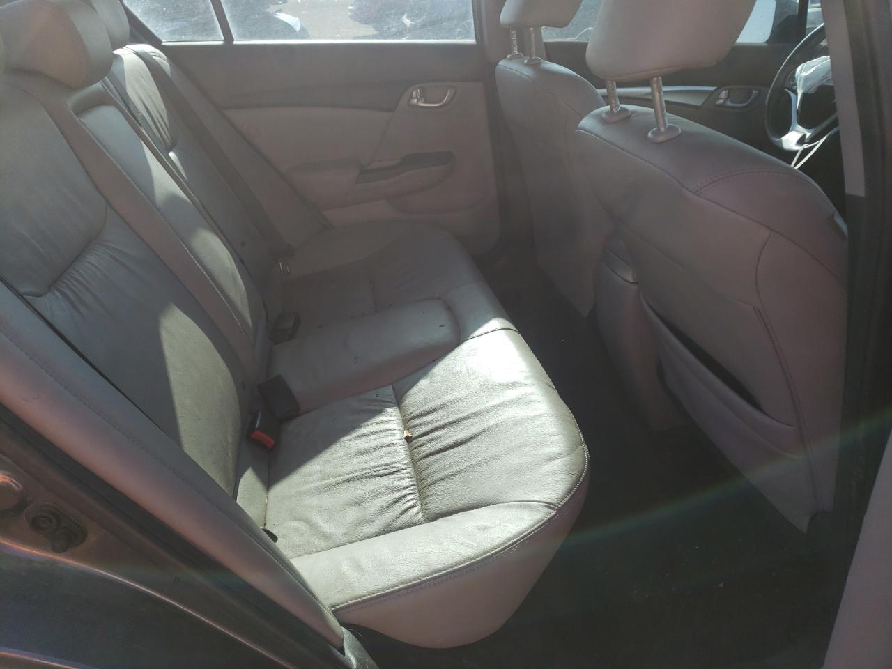 Photo 6 from auction – 2015 HONDA CIVIC EXL with VIN 2HGFB2F99FH502744