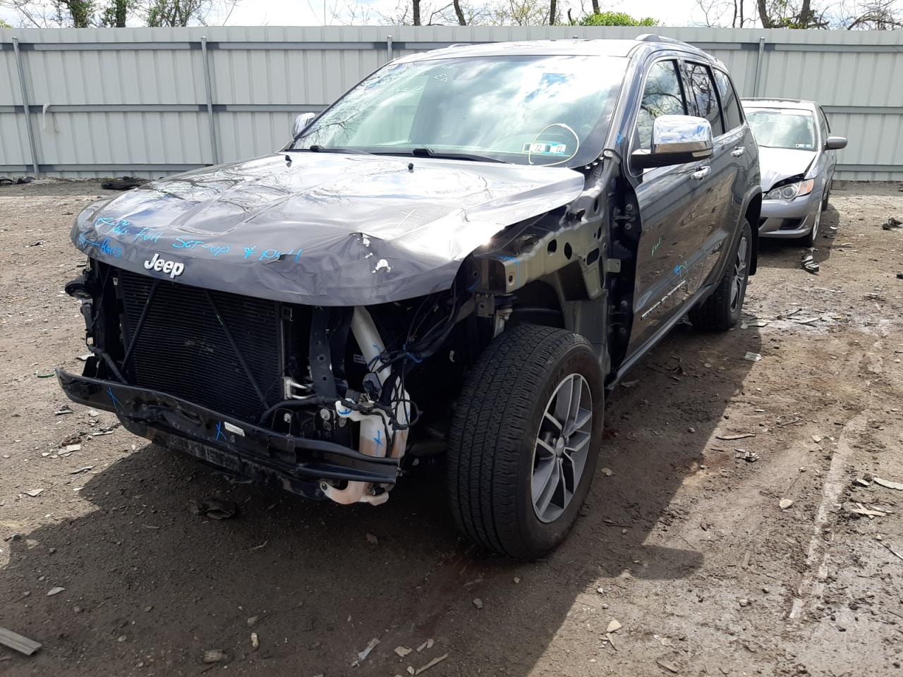 Photo 2 from auction – 2018 JEEP GRAND CHER with VIN 1C4RJFBG2JC162097