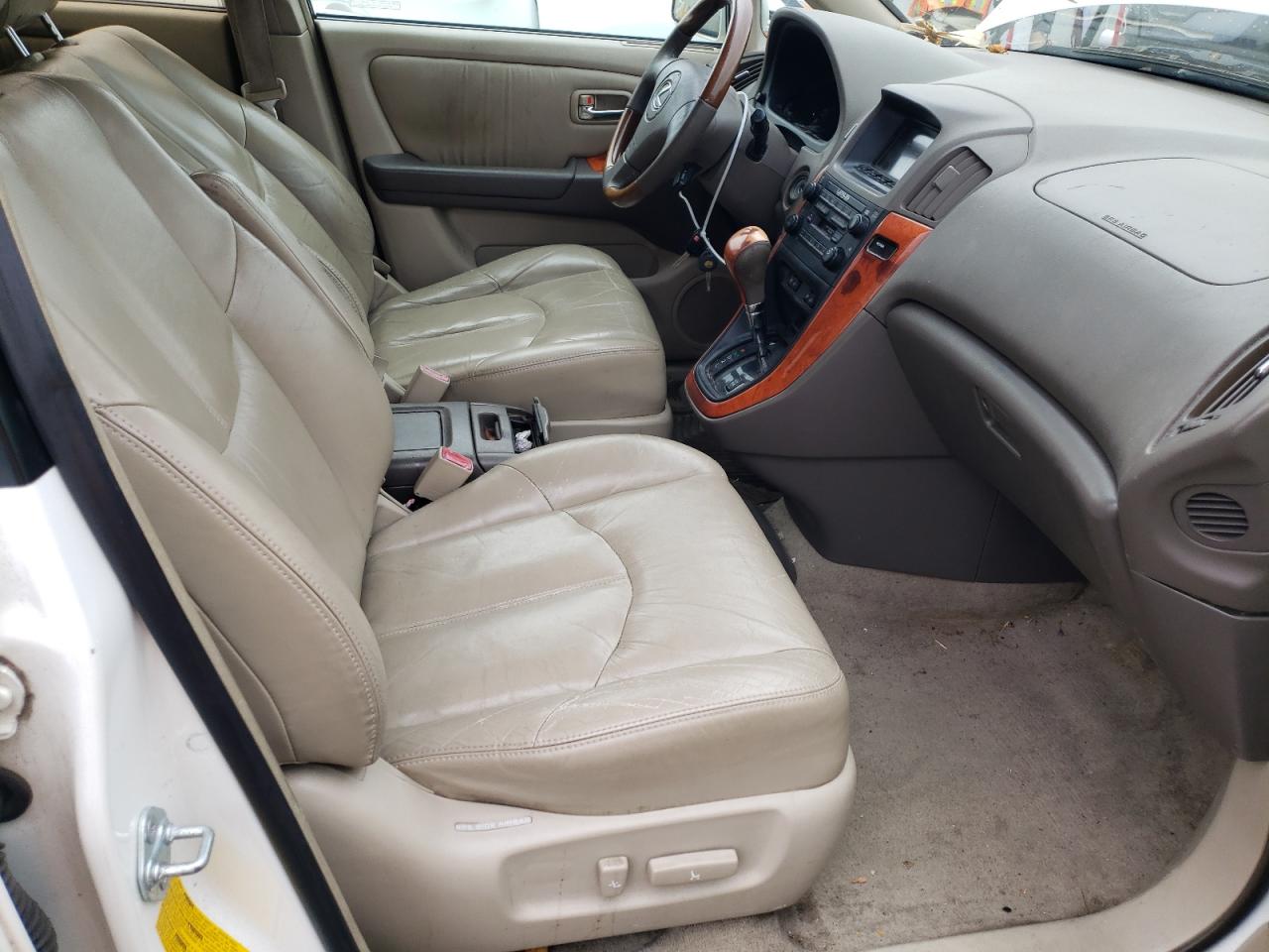 Photo 5 from auction – 2001 LEXUS RX 300 with VIN JTJHF10U210226727