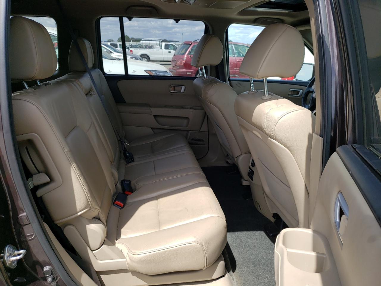 Photo 18 from auction – 2014 HONDA PILOT TOUR with VIN 5FNYF4H98EB052450
