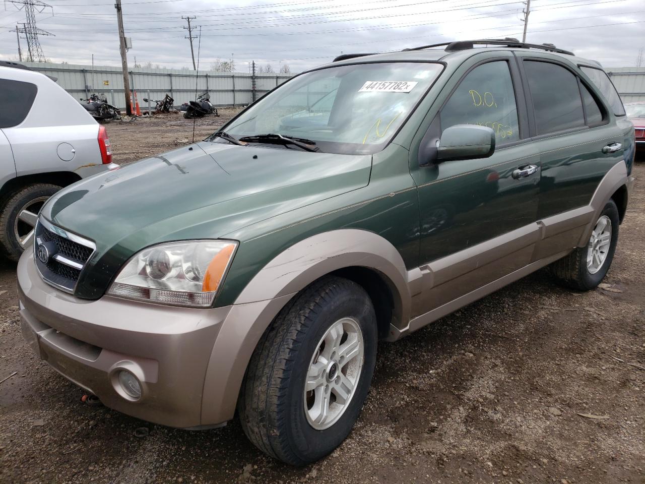 Photo 2 from auction – 2003 KIA SORENTO EX with VIN KNDJC733335066009