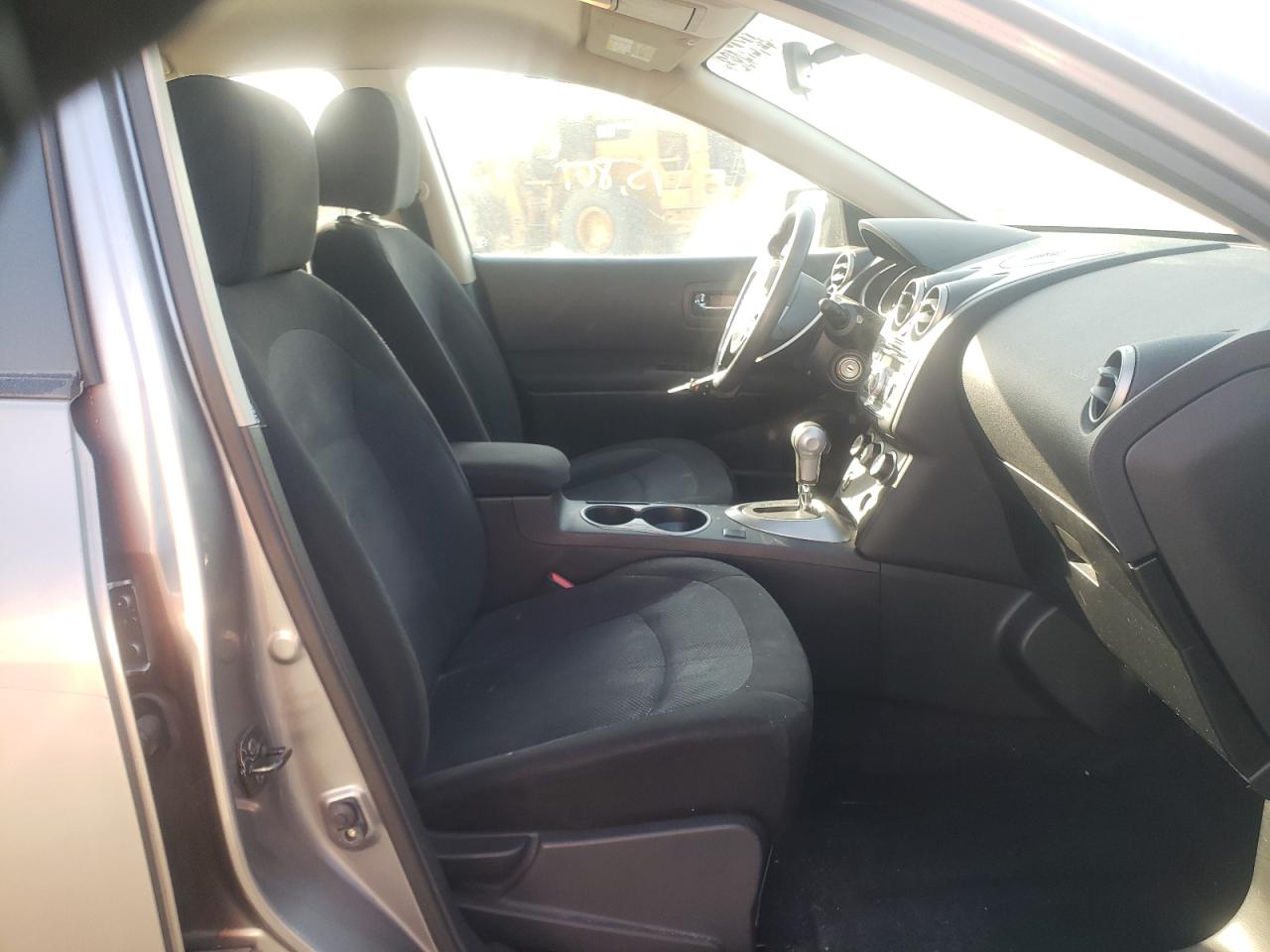 Photo 5 from auction – 2012 NISSAN ROGUE S with VIN JN8AS5MVXCW708019