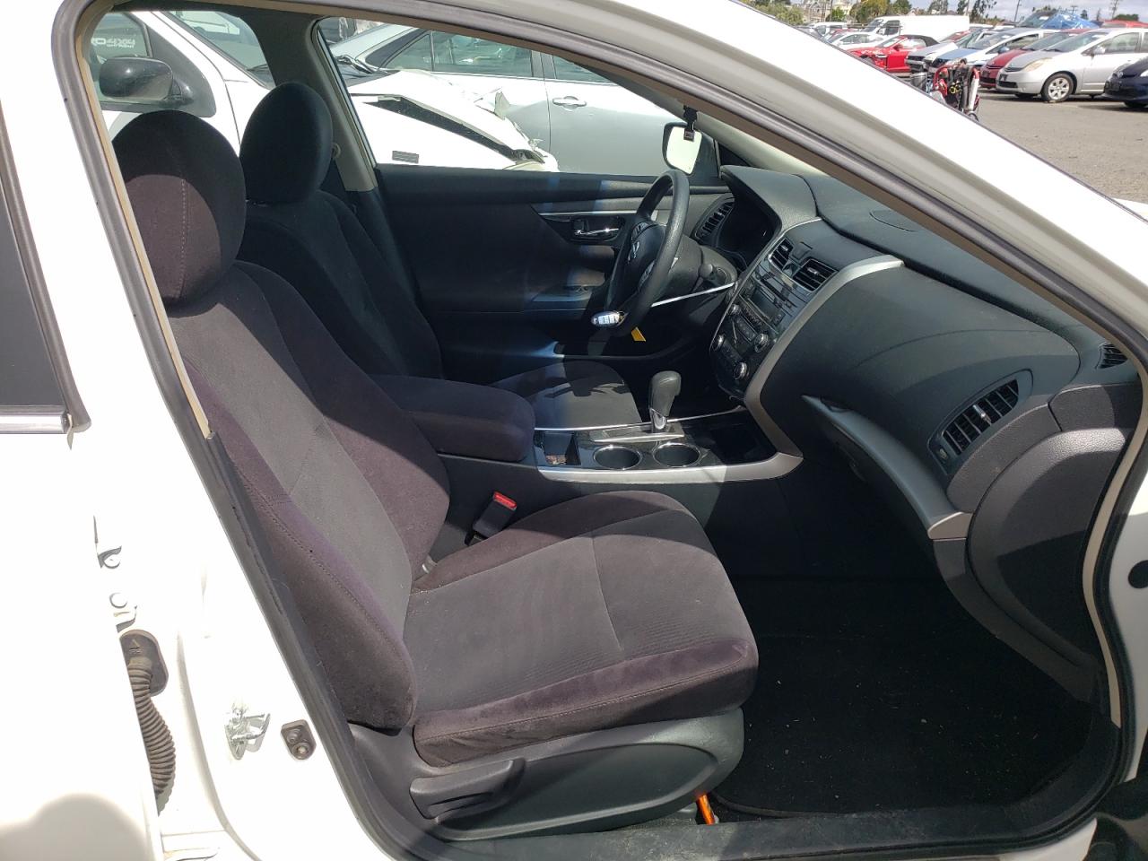 Photo 5 from auction – 2013 NISSAN ALTIMA 2.5 with VIN 1N4AL3AP0DN579790
