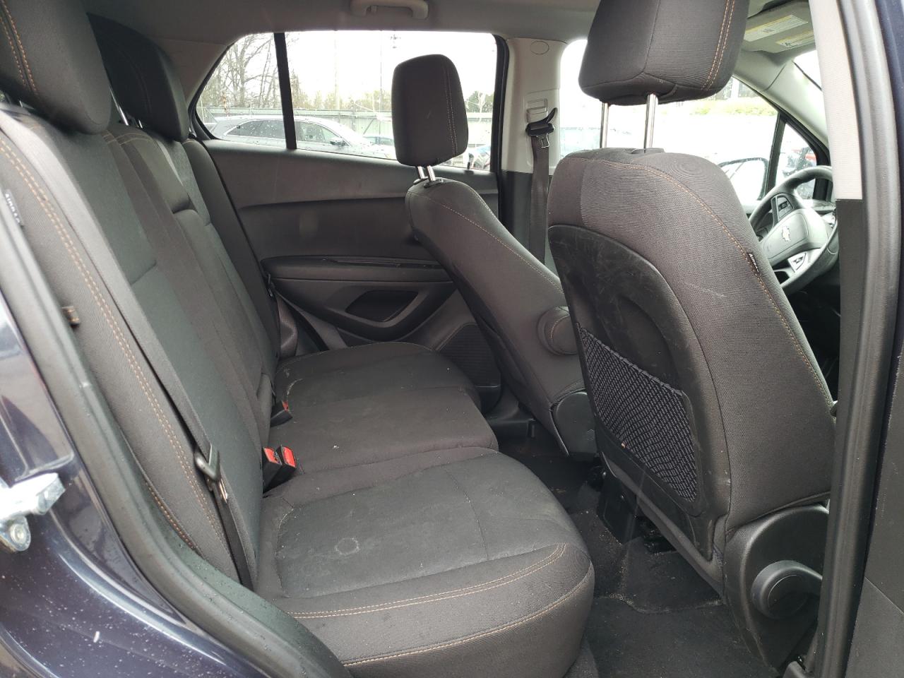 Photo 6 from auction – 2019 CHEVROLET TRAX LS with VIN 3GNCJKSB4KL307379