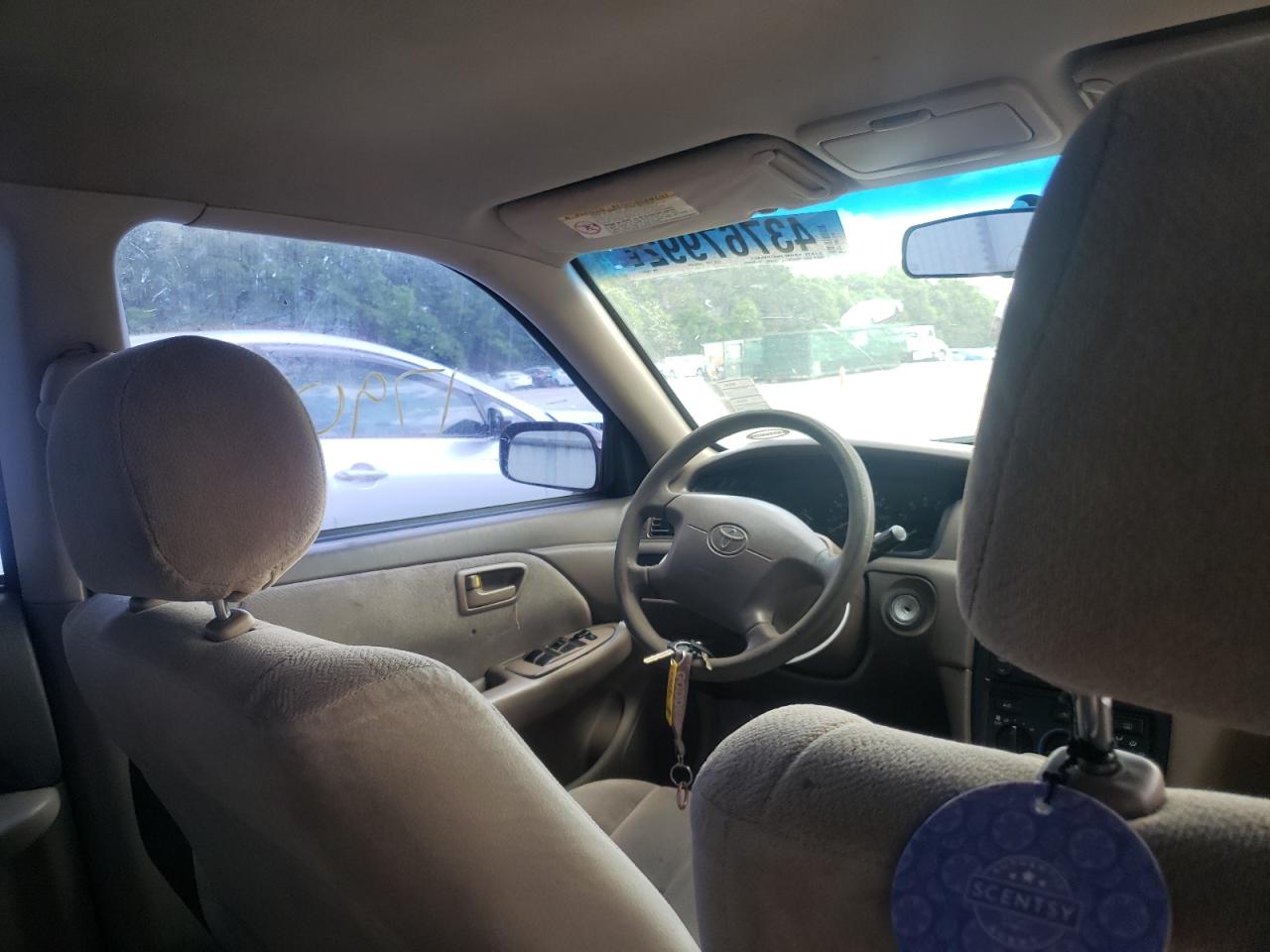 Photo 20 from auction – 2000 TOYOTA CAMRY CE with VIN 4T1BG22K5YU732333