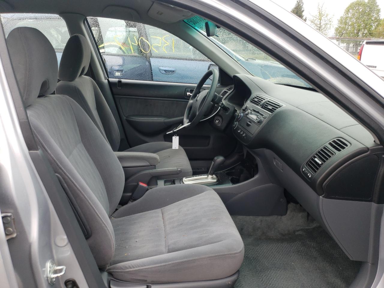 Photo 5 from auction – 2003 HONDA CIVIC LX with VIN 2HGES16693H519664