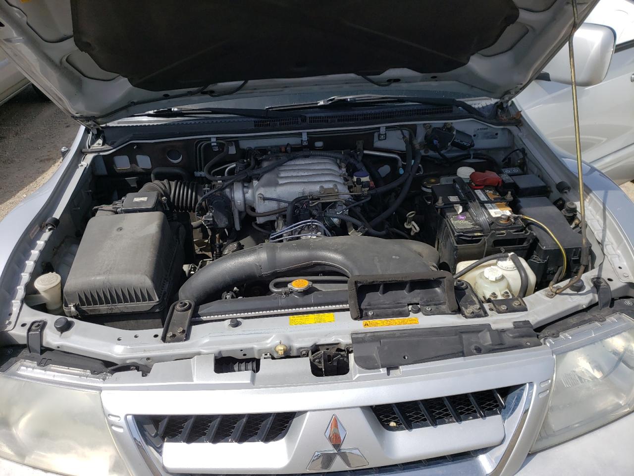 Photo 7 from auction – 2003 MITSUBISHI MONTERO LI with VIN JA4NW51S13J030294