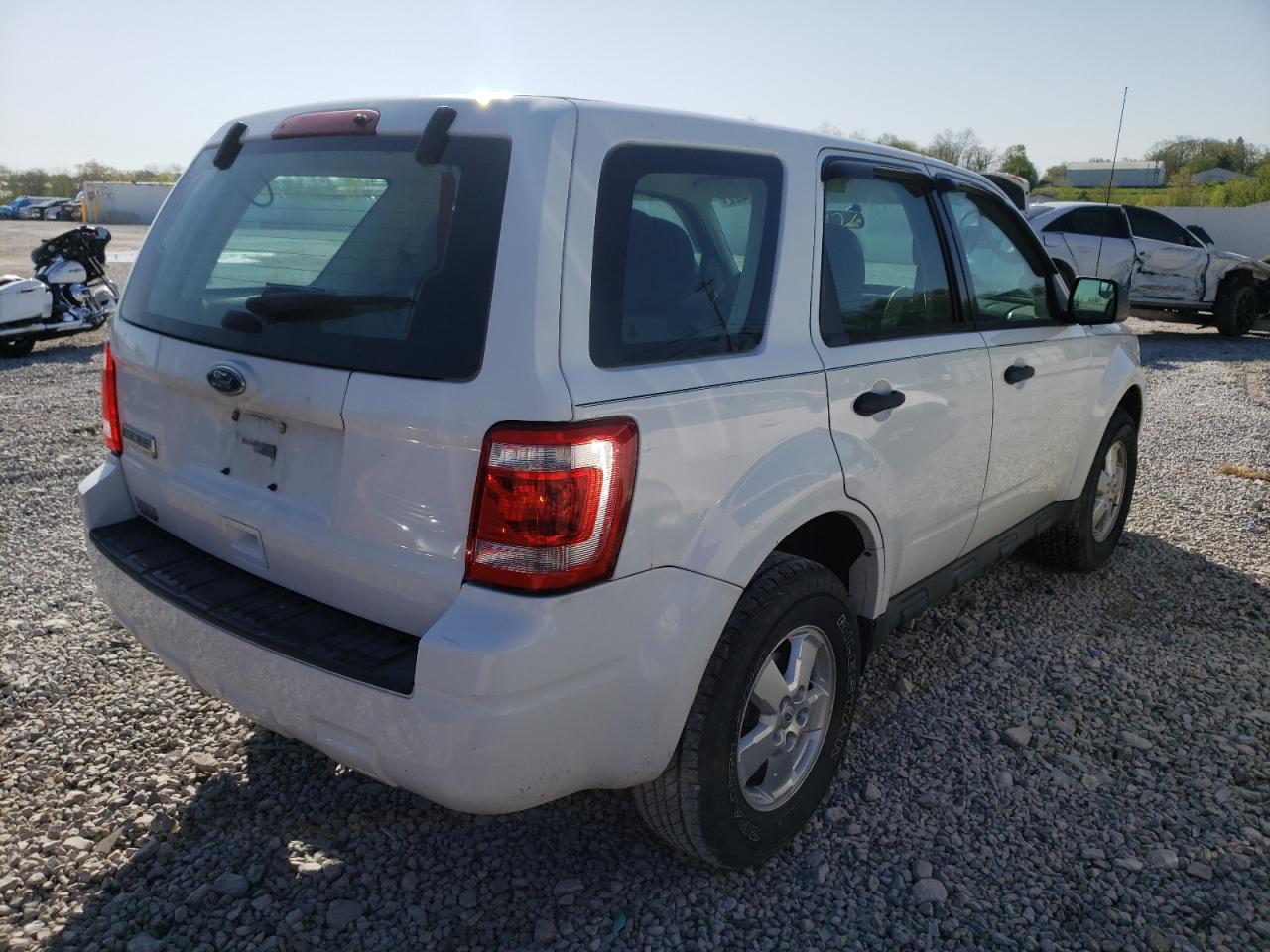 Photo 4 from auction – 2012 FORD ESCAPE XLS with VIN 1FMCU9C70CKC69621