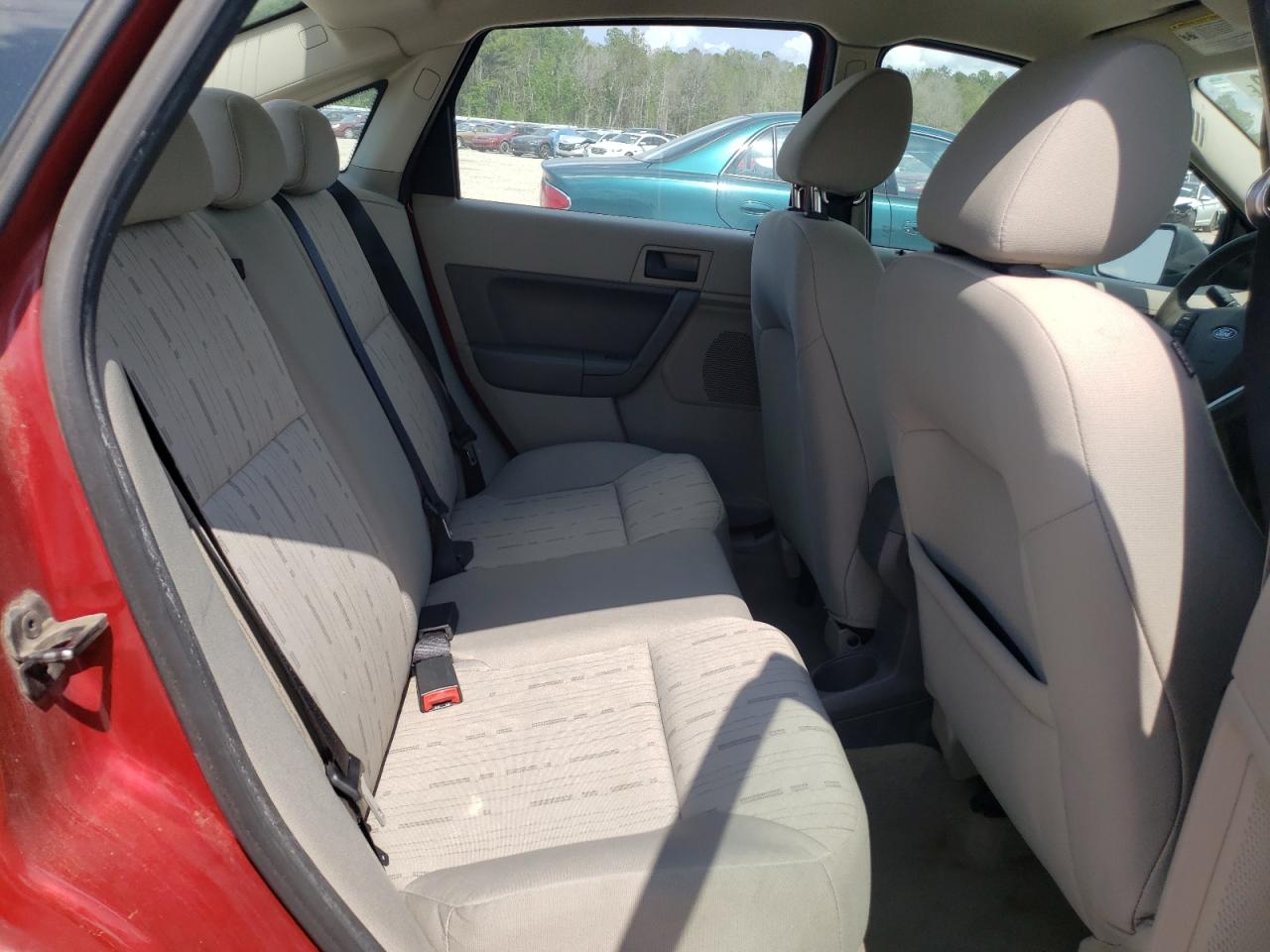 Photo 6 from auction – 2010 FORD FOCUS SE with VIN 1FAHP3FN3AW275756