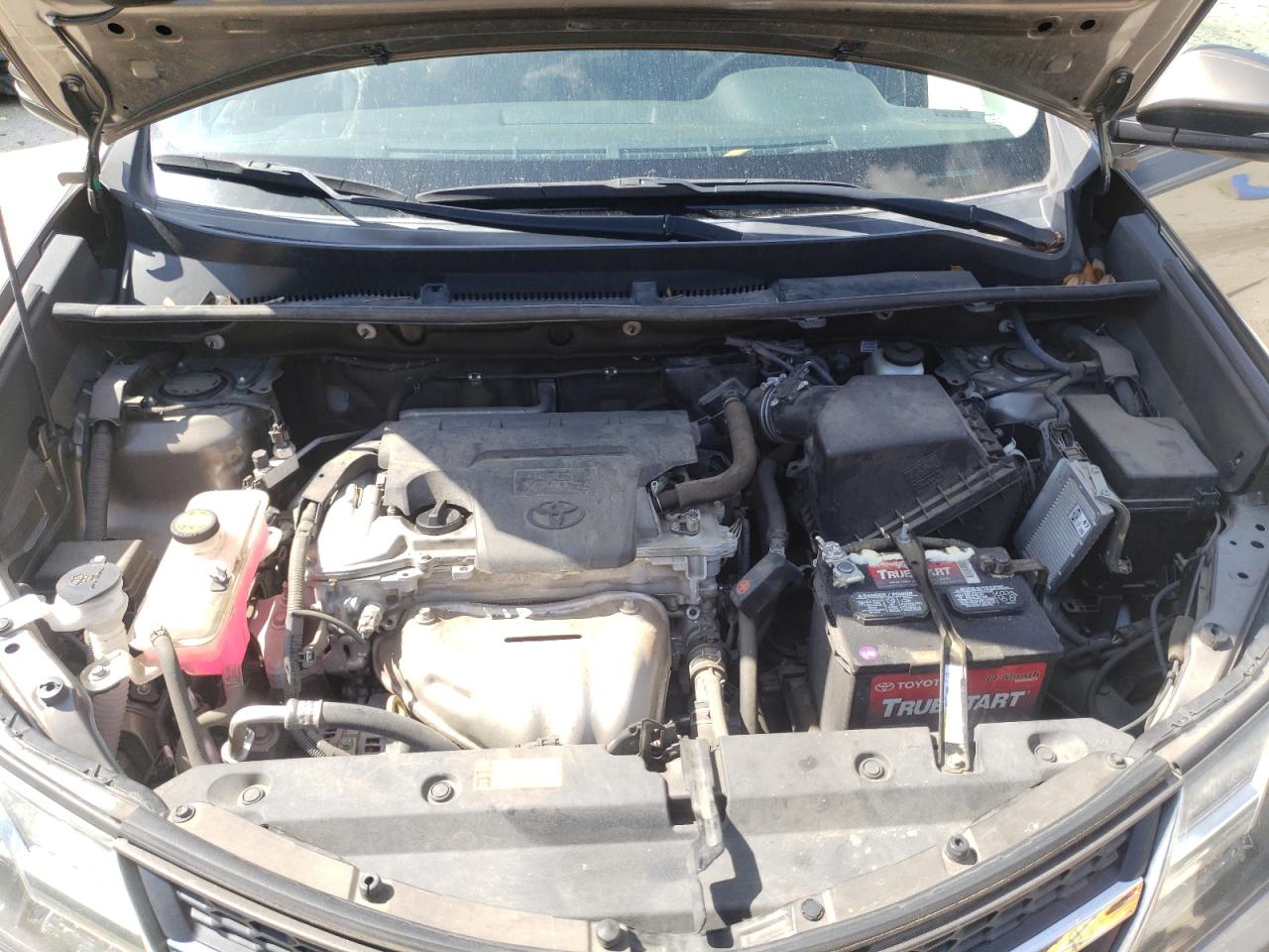 Photo 7 from auction – 2015 TOYOTA RAV4 LIMIT with VIN 2T3DFREVXFW325395