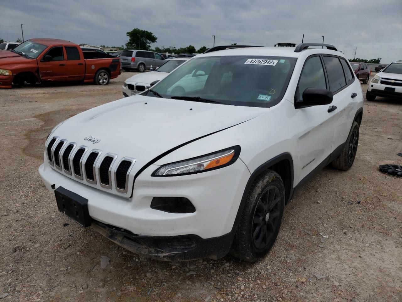 Photo 2 from auction – 2017 JEEP CHEROKEE S with VIN 1C4PJLAB2HW619608