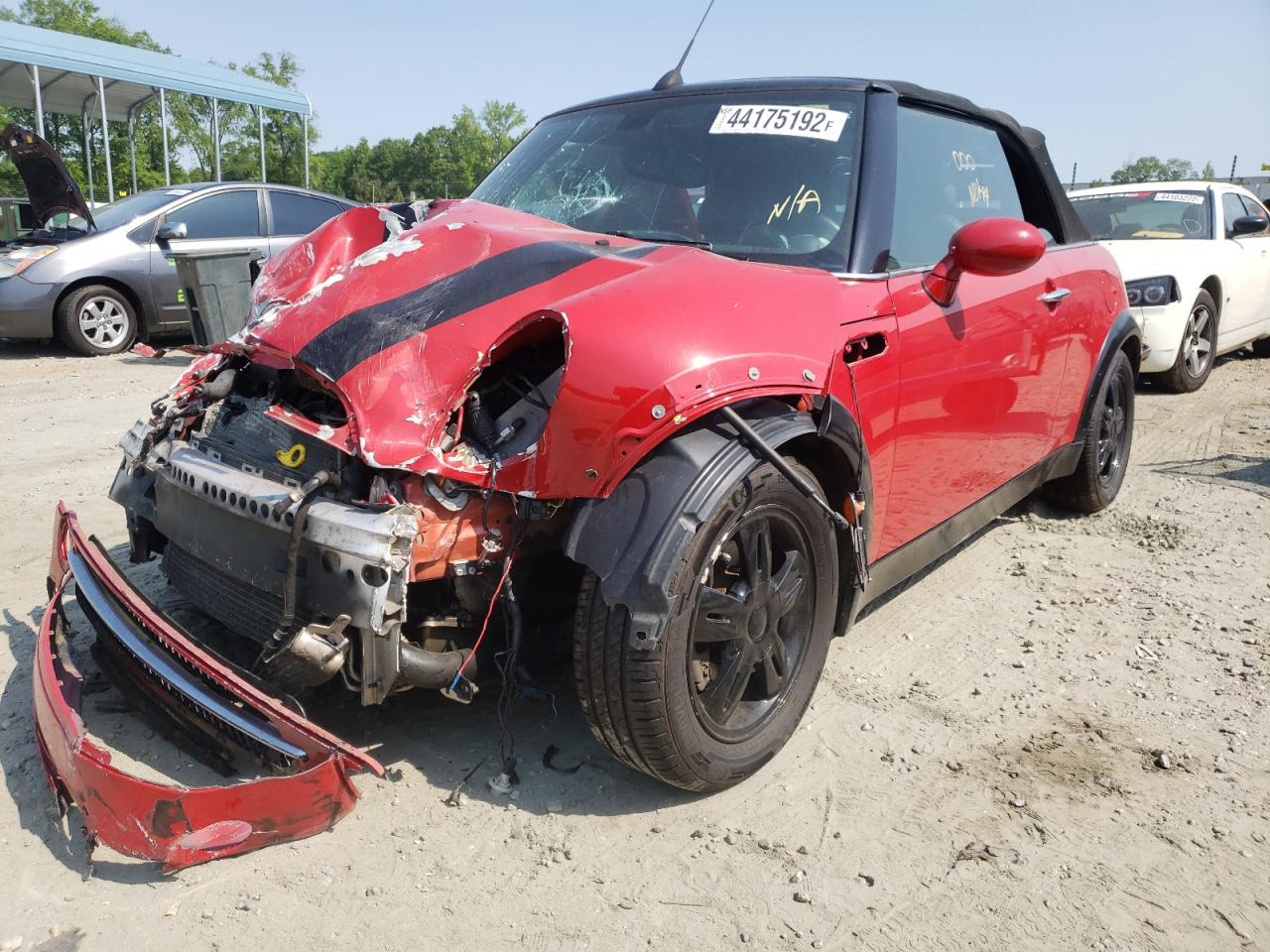 Photo 2 from auction – 2006 MINI COOPER with VIN WMWRF33526TG15834
