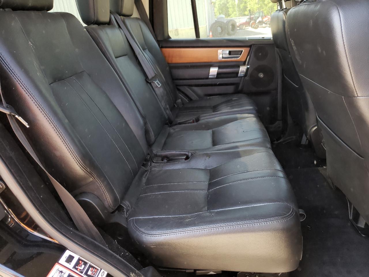 Photo 6 from auction – 2013 LAND ROVER LR4 HSE with VIN SALAG2D48DA663916
