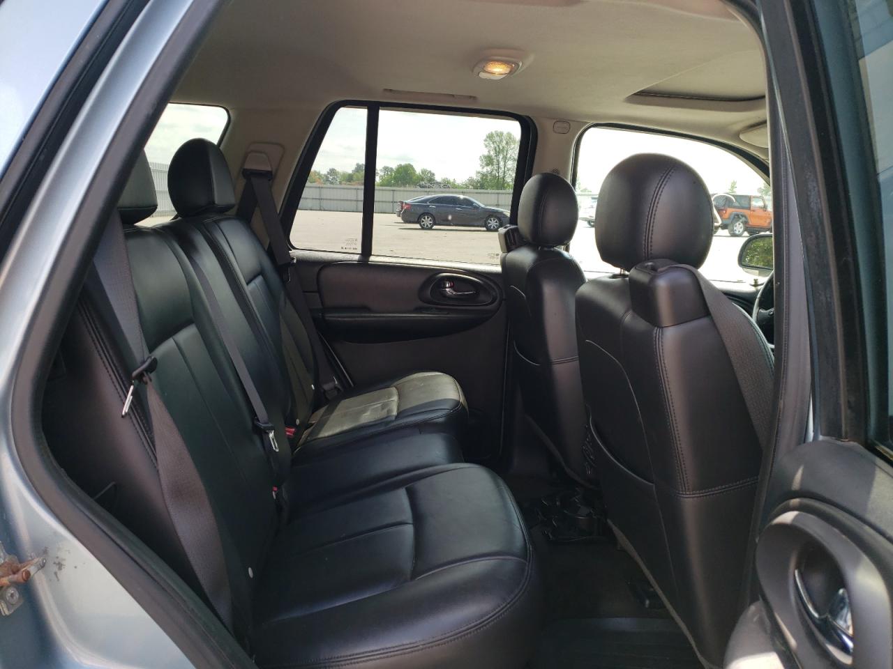 Photo 6 from auction – 2006 CHEVROLET TRAILBLAZE with VIN 1GNDT13S462306358
