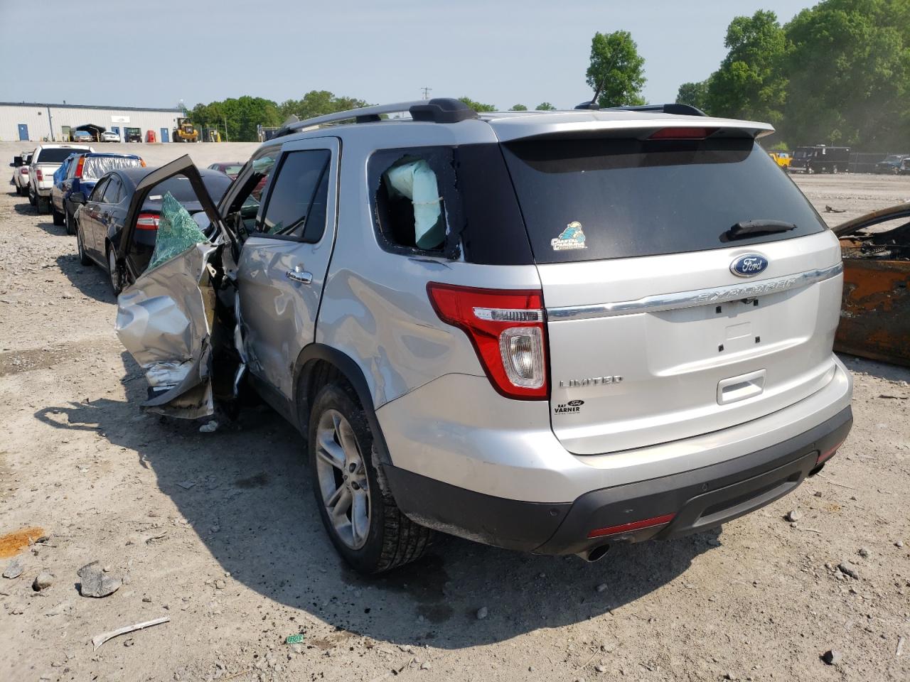 Photo 3 from auction – 2012 FORD EXPLORER L with VIN 1FMHK7F82CGA07123