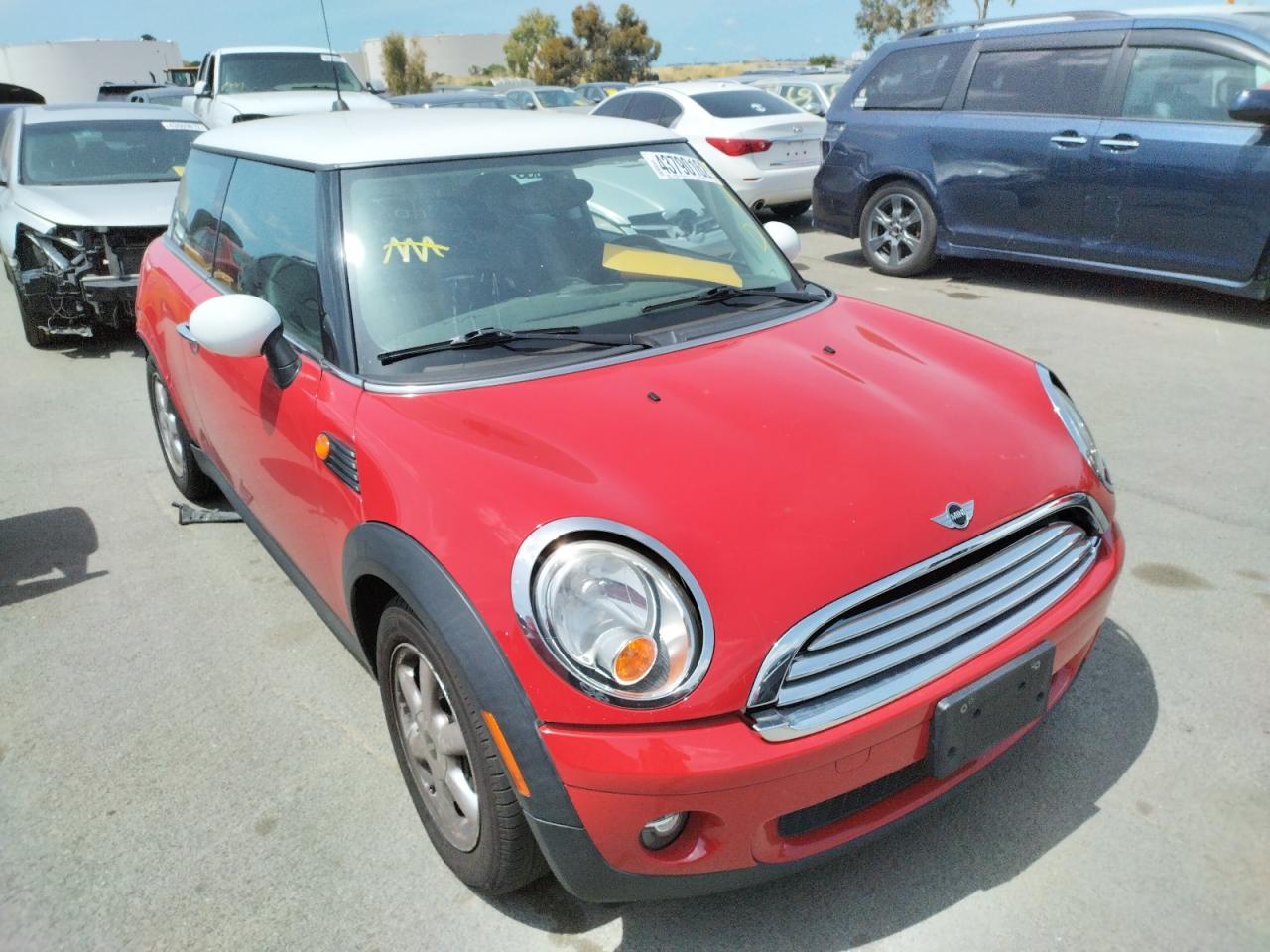 MINI COOPER 2007 with VIN WMWMF33517TT58464 - Photo from auction