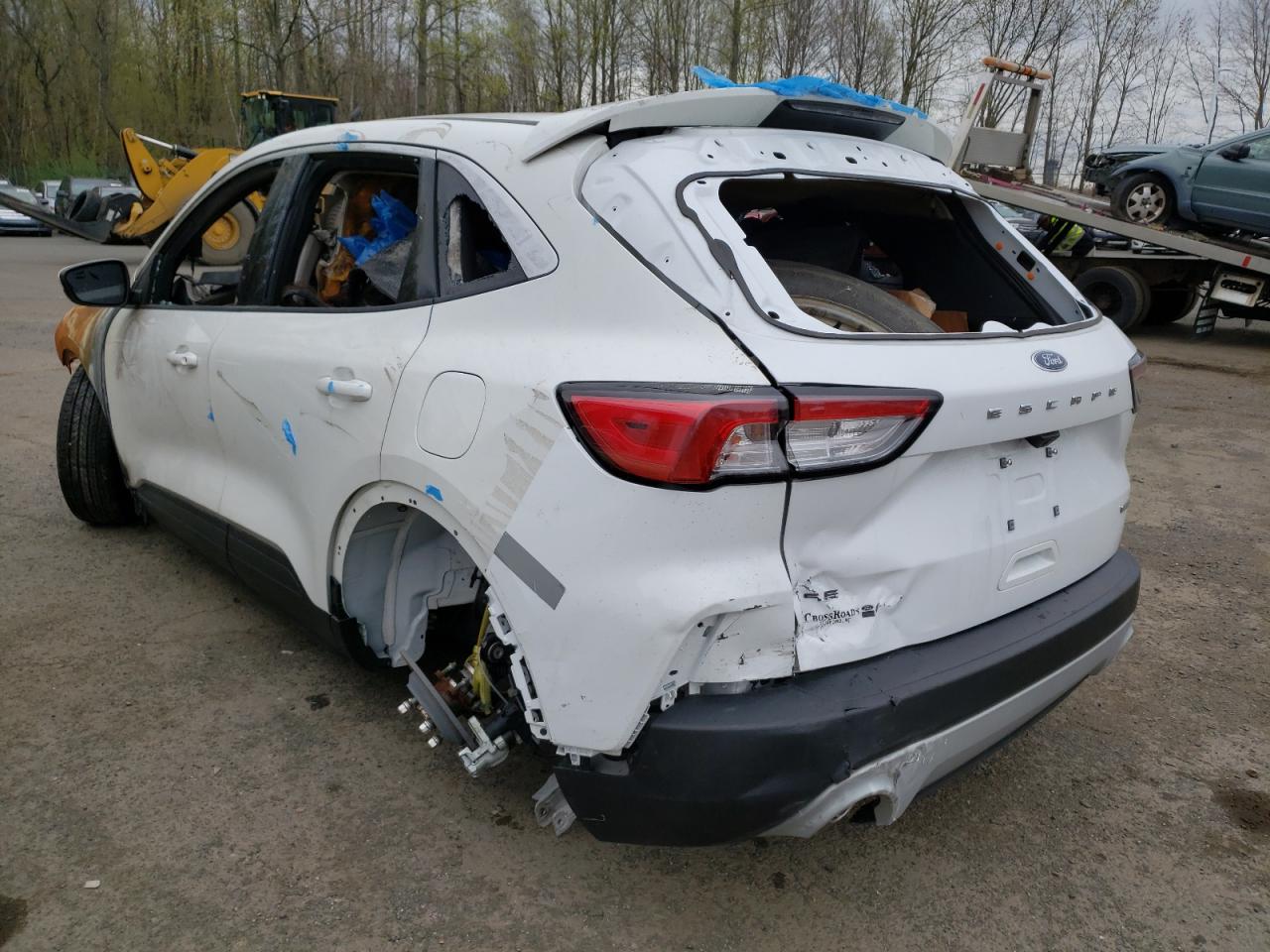 Photo 3 from auction – 2021 FORD ESCAPE SE with VIN 1FMCU9G63MUA14422