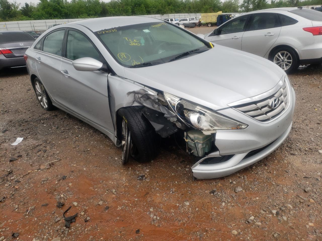 HYUNDAI SONATA SE 2011 with VIN 5NPEC4AC5BH027035 - Photo from auction