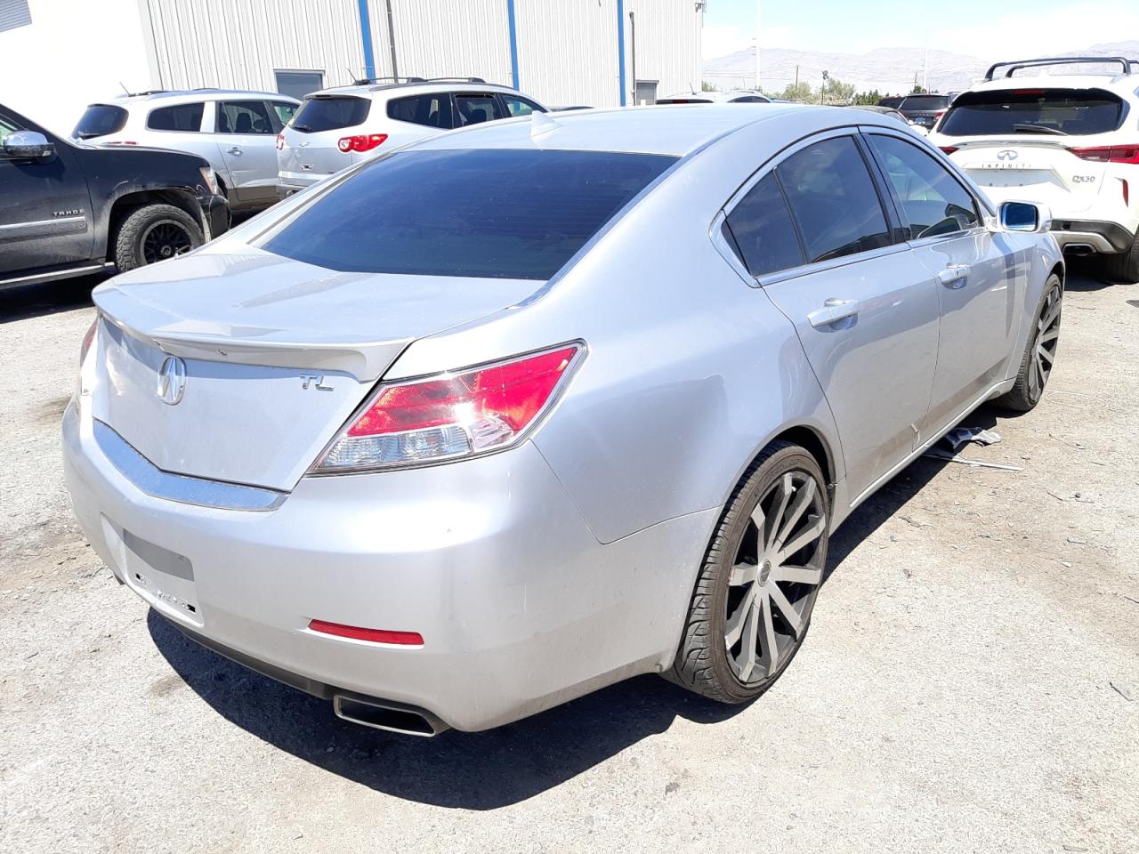 Photo 4 from auction – 2013 ACURA TL TECH with VIN 19UUA8F58DA008767