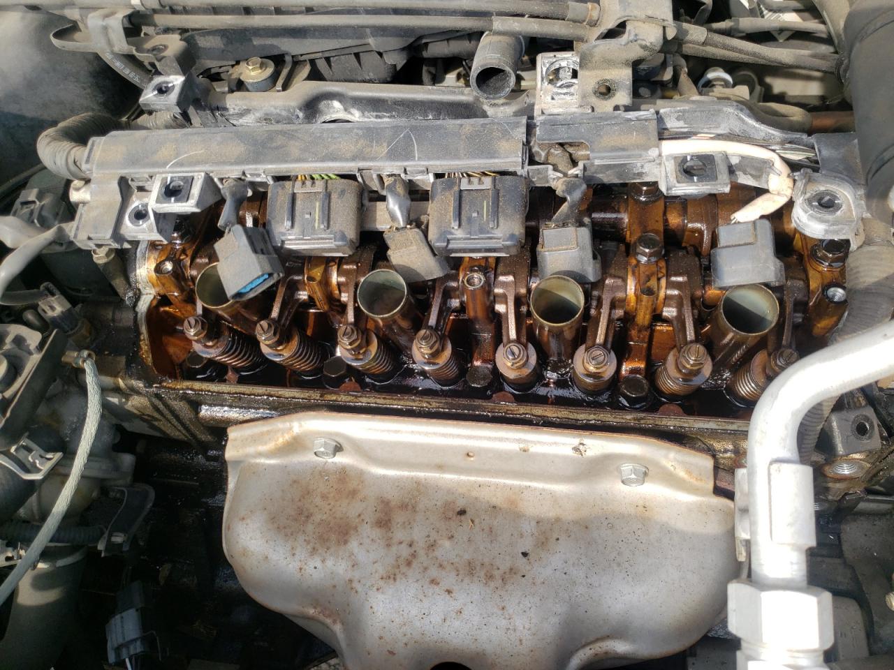 Photo 9 from auction – 2004 HONDA CIVIC EX with VIN 2HGES267X4H618610