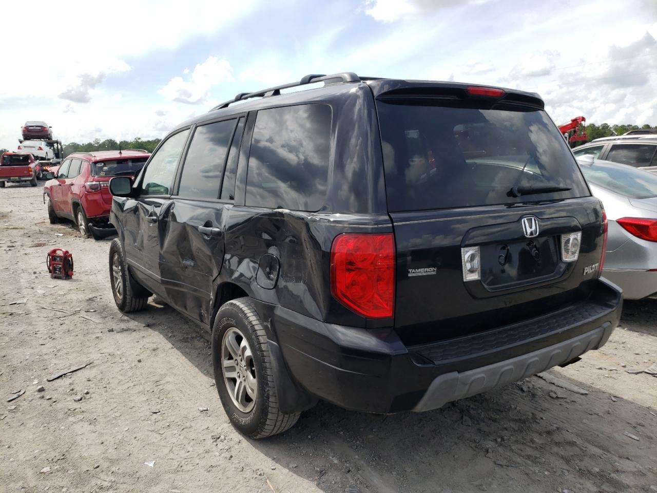Photo 3 from auction – 2005 HONDA PILOT EX with VIN 5FNYF18405B055751