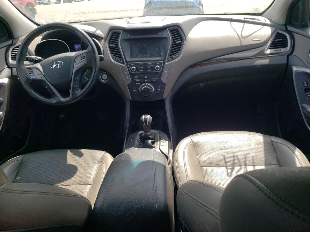 Photo 9 from auction – 2017 HYUNDAI SANTA FE S with VIN 5NMZU3LB9HH020298