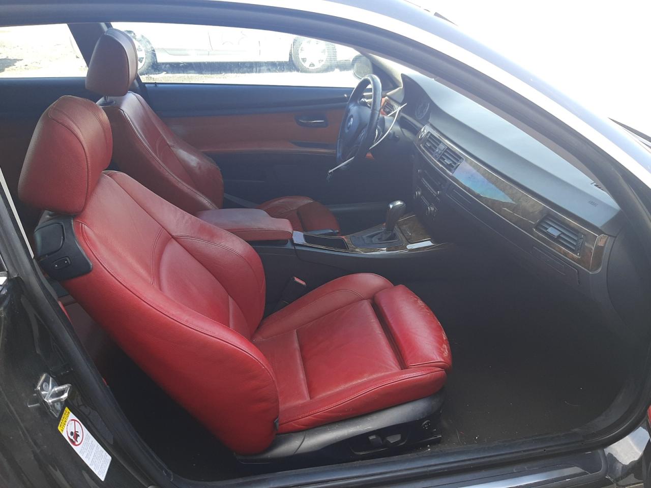 Photo 5 from auction – 2007 BMW 335 I with VIN WBAWB73517P036136