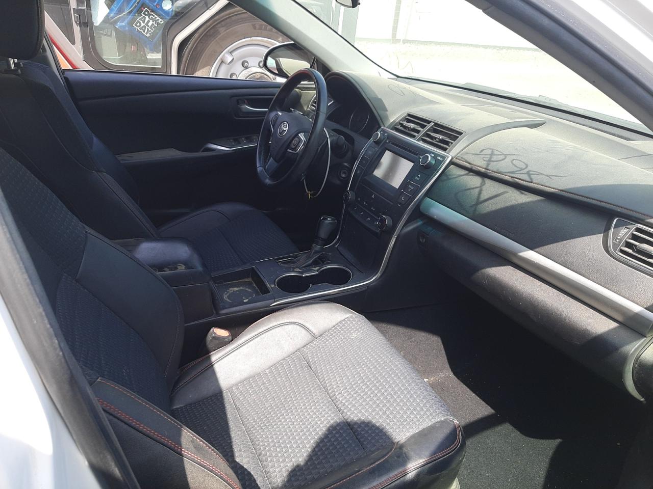 Photo 5 from auction – 2015 TOYOTA CAMRY LE with VIN 4T1BF1FK6FU965576