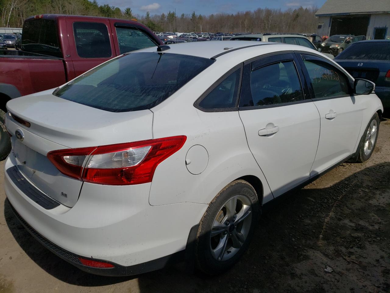 Photo 4 from auction – 2013 FORD FOCUS SE with VIN 1FADP3F21DL311311