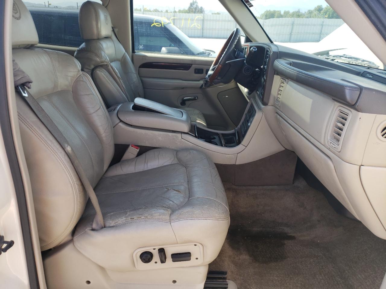 Photo 5 from auction – 2002 CADILLAC ESCALADE L with VIN 1GYEK63N62R251012