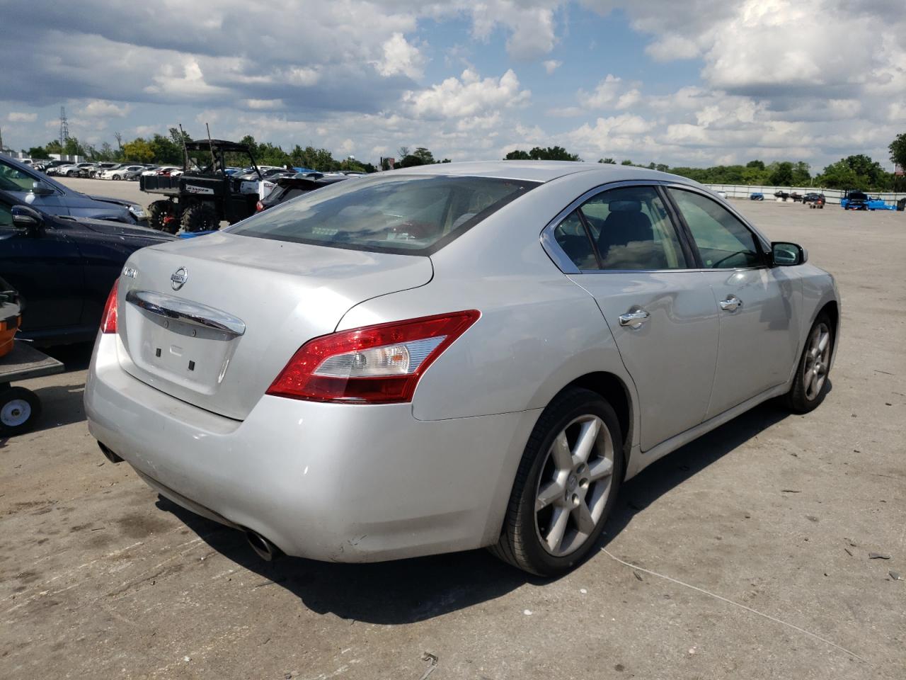 Photo 4 from auction – 2014 NISSAN MAXIMA S with VIN 1N4AA5AP8EC434785