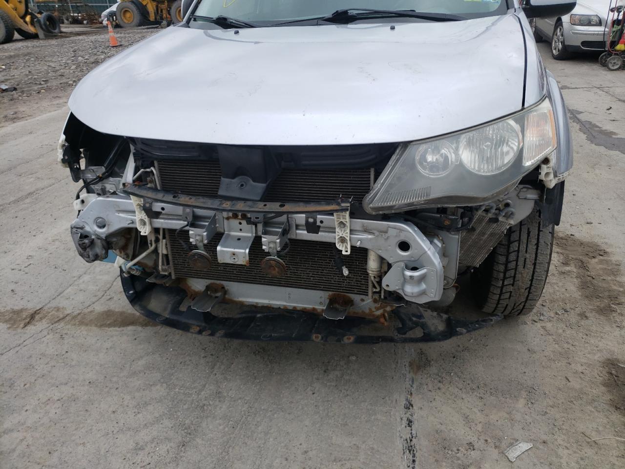 Photo 9 from auction – 2007 MITSUBISHI OUTLANDER with VIN JA4MT31X27Z006744
