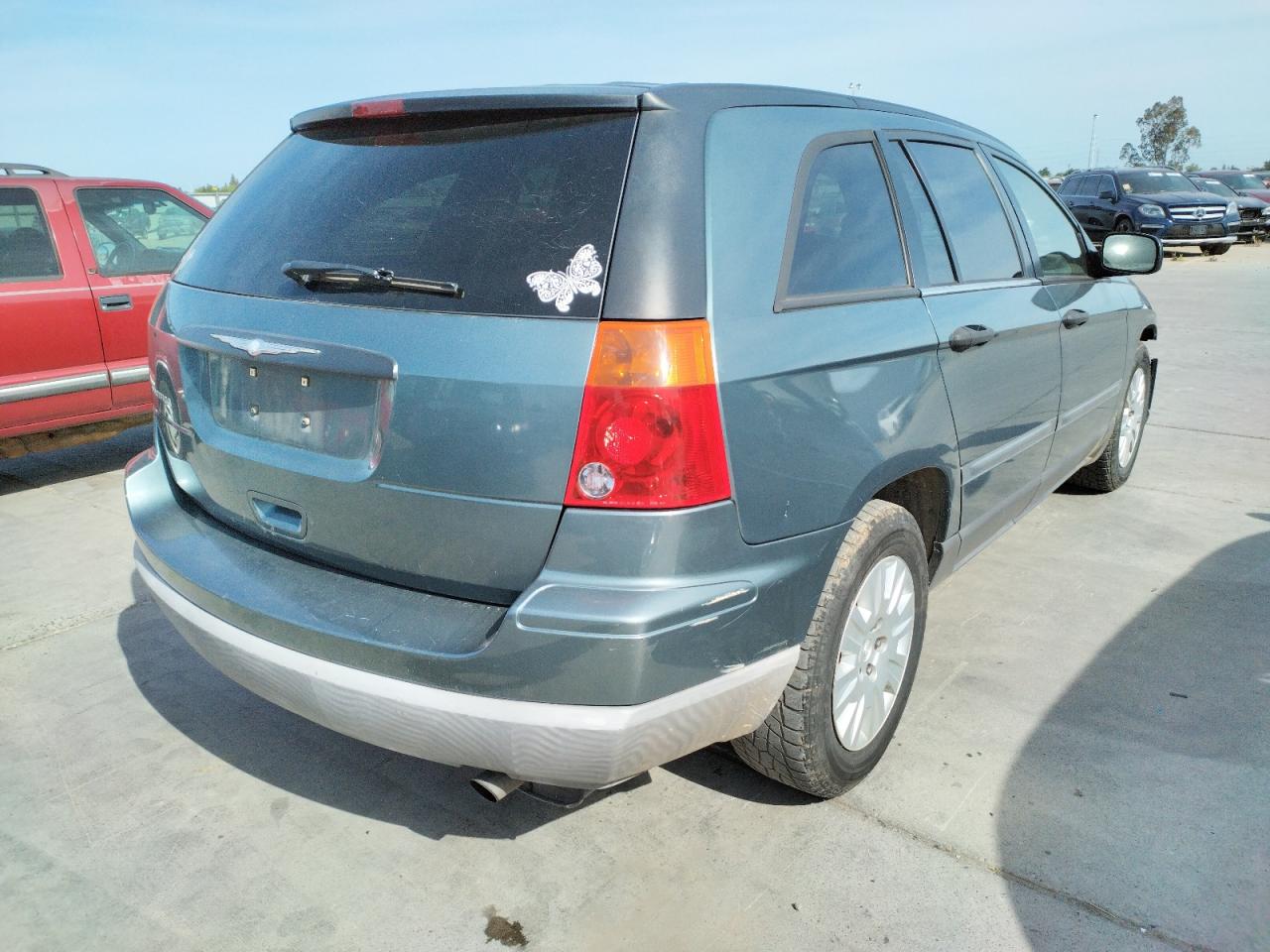 Photo 4 from auction – 2006 CHRYSLER PACIFICA with VIN 2A4GM48456R709811