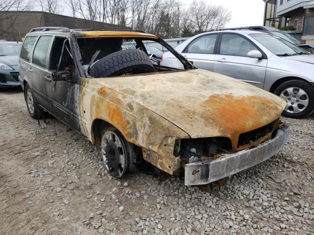 VOLVO V70 XC 2000 with VIN YV1LZ56D0Y2685492 - Photo from auction