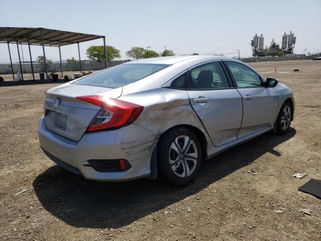 Photo 4 from auction – 2017 HONDA CIVIC LX with VIN 2HGFC2F58HH570286