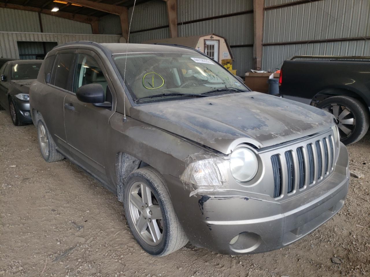 JEEP COMPASS SP 2008 with VIN 1J8FT47W18D537492 - Photo from auction