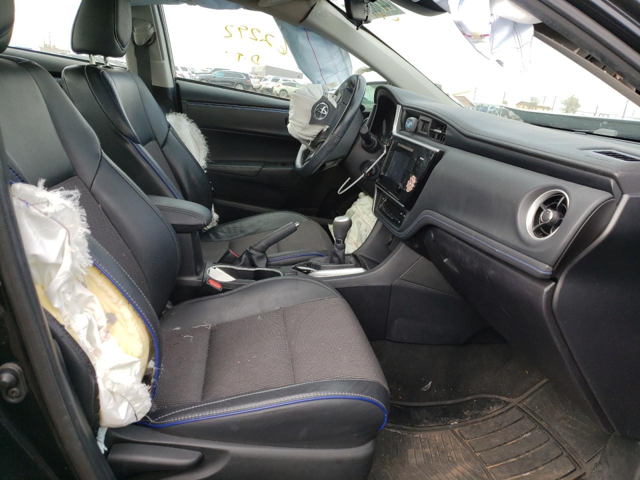 Photo 18 from auction – 2017 TOYOTA COROLLA L with VIN 2T1BURHE6HC844031