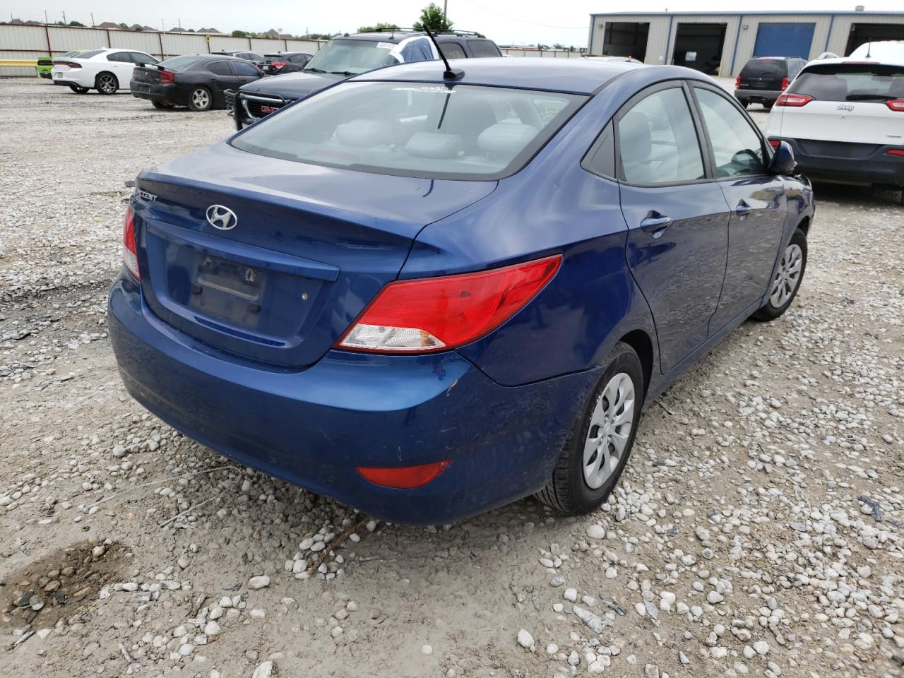 Photo 4 from auction – 2016 HYUNDAI ACCENT SE with VIN KMHCT4AE5GU089892